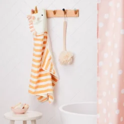 25"x50" Unicorn Kids' Hooded Towel - Pillowfortâ˘