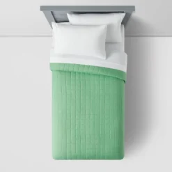 Microfiber Kids' Quilt Light Green - Pillowfort™ -Pillowfort GUEST 80c4a16b c299 4b1a 9316 a426ee9baef5