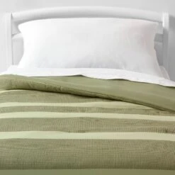 Toddler Waffle Striped Kids' Comforter - Pillowfort™ -Pillowfort GUEST 850036d3 530b 429d 8899 ec0bce5f8a3d