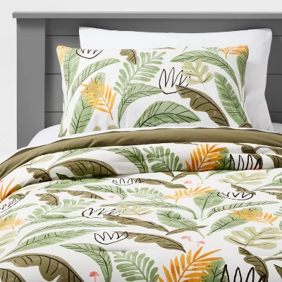 Botanical Garden Cotton Kids' Comforter Set Green - Pillowfort™ 8 Botanical Garden Cotton Kids' Comforter Set Green - Pillowfort™ - Image 6